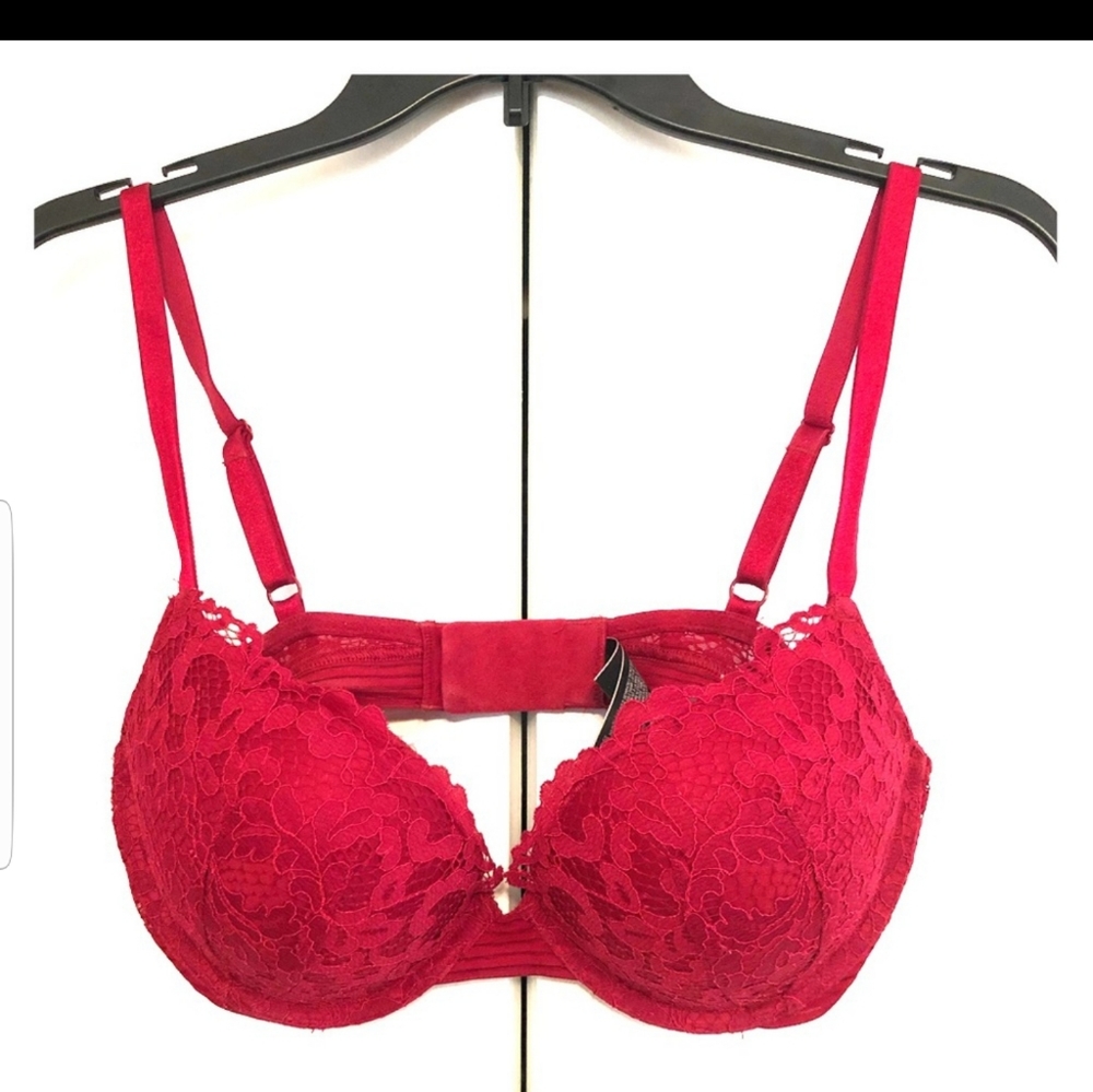 Very sexy Victoria push up bra